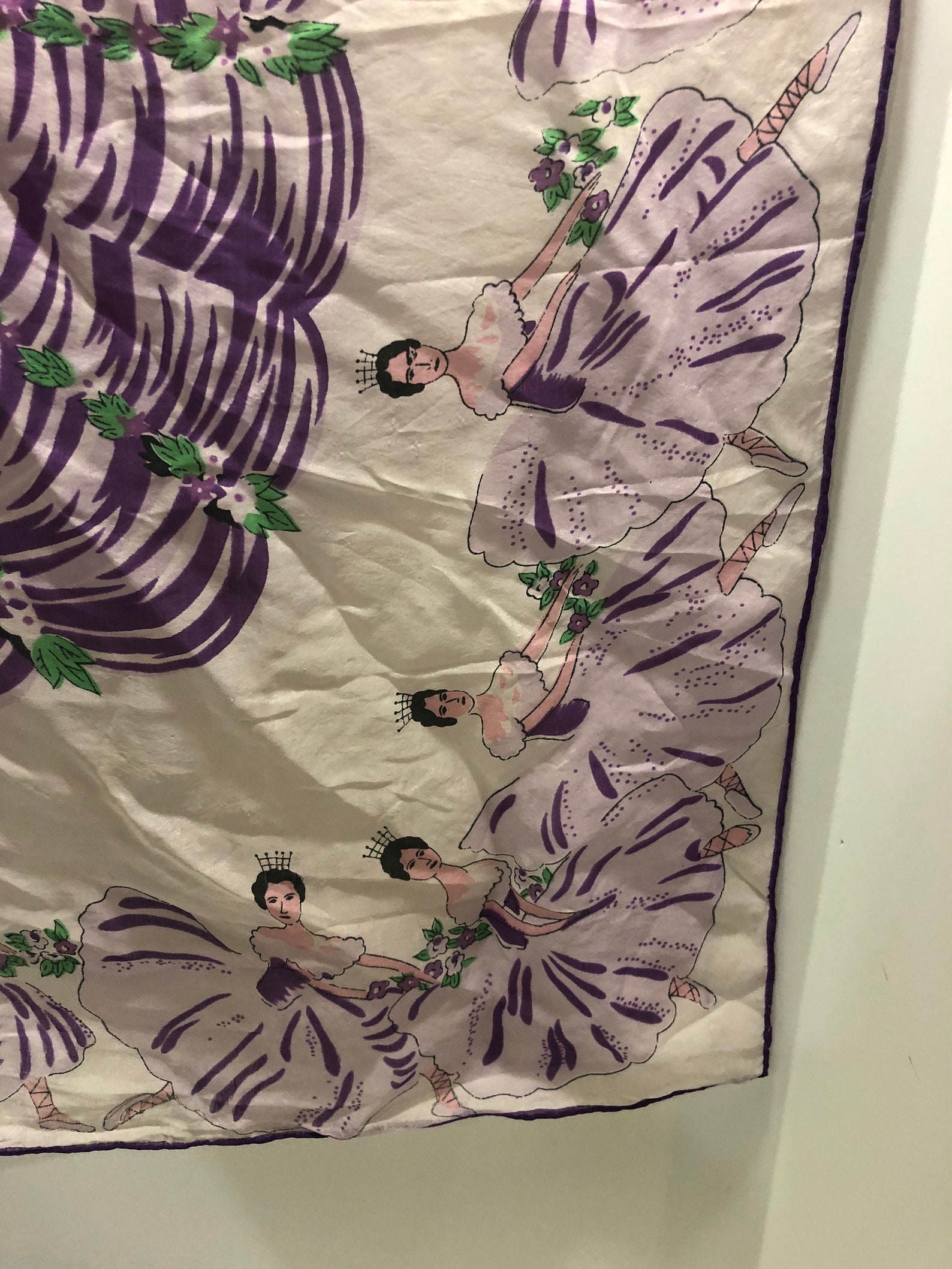 vintage large silk novelty scarf kitsch collectible ballet dancer girls dancing point shoes tutu waltz of the flowers purple lav