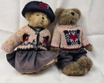 Vintage Boyds Bears Pair Bailey & Edmund 9" sweaters skirt pants 1996