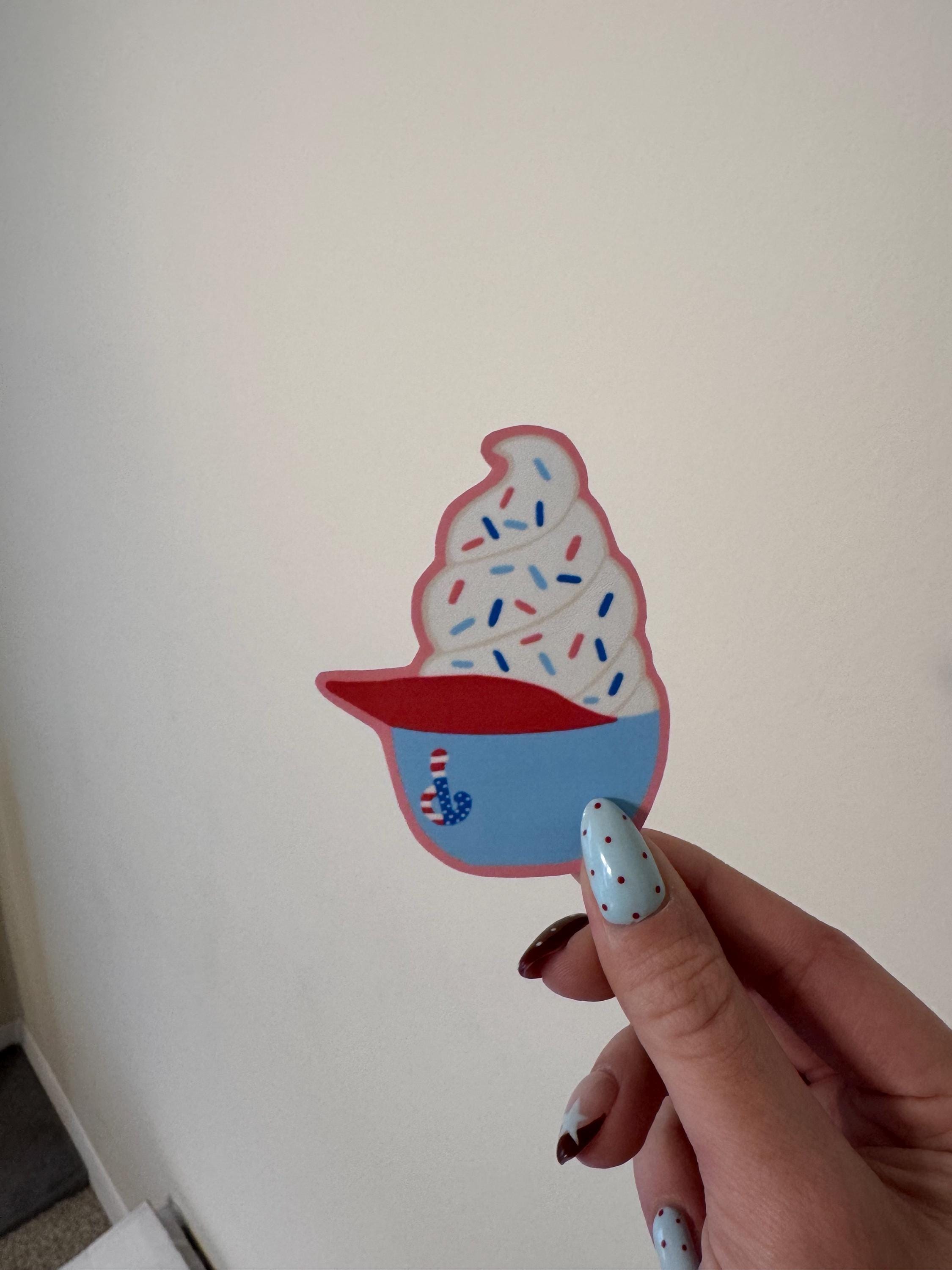 Selbstklebender aufkleber an der tür Erdbeere und eis