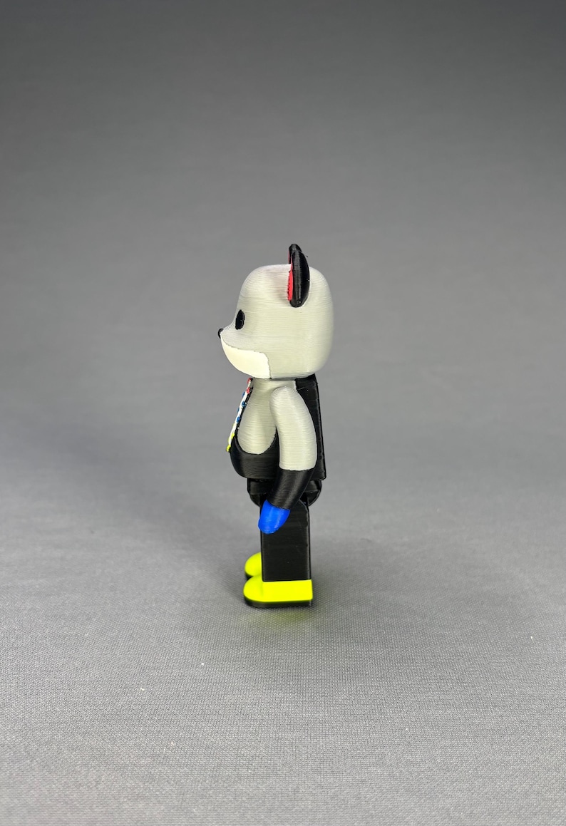 Figura coleccionable Bearbrick inspirada en las Nike Air Max 95 Greedy 3.0, 110 (100 mm) *Air Max 110 Neon* imagen 8