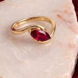 Bypass Ruby-verlovingsring – Ruby-verlovingsring– Sterlingzilver of goudvermeil – Unieke robijnrode markiezinring
