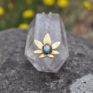 Litet turkos krukbladshalsband // Ganja Baby