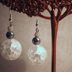 Crackled Quartz Orbit Earrings Smoky Pearls, Snow White Crackled Quartz Dangles, Silver Wire Beads image 2