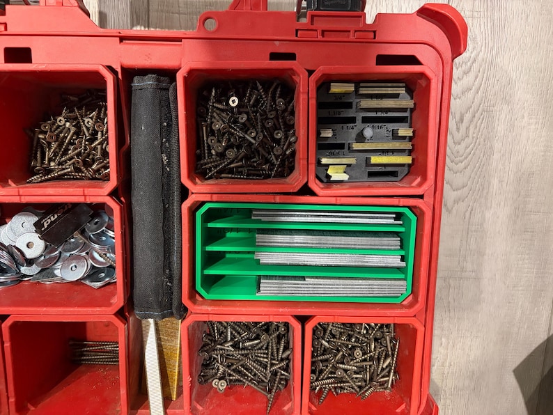 Milwaukee Packout Brad Nail Organizer Insert for Carpenters (1/2" - 2") Manufactured In Canada image 2