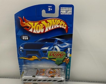 Autobús escolar Hot Wheels Surfin 2002, modelo a escala 1:64, de metal fundido a presión, vehículo de juguete coleccionable.