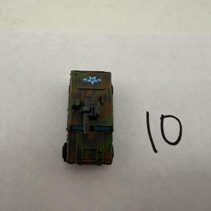 Tanque APC con camuflaje militar Galoob Micro Machines y logotipo de estrella azul