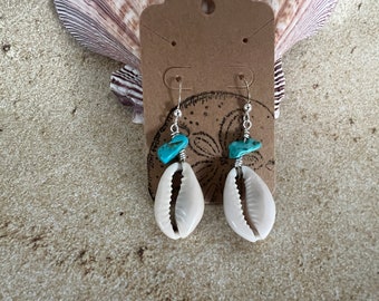 Cowrie seashell earrings with turquoise bead, boho beach seashell dangle earrings, beach shell earring, mermaid jewelry,  shell earrings