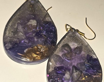 Pendientes de amatista en forma de lágrima – Resina de sal marina, cobre, polvo de oro, joyería botánica floral de statice
