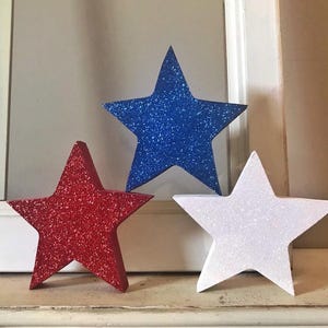 Glitter Wood Stars: Patriotic 4th of July Decor, Set of 3 bild 1