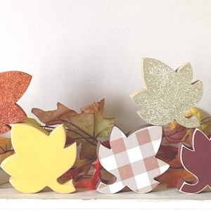 Wood Fall Leaves: Tiered Tray Thanksgiving Decor