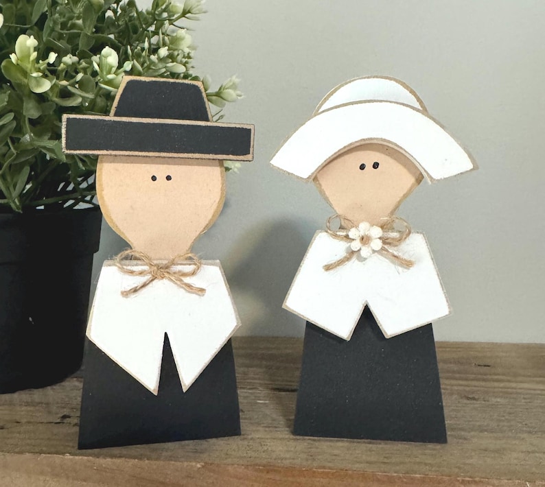 Wood Pilgrim Fall Decor: Farmhouse Thanksgiving Tier Tray Decor BOWS - Etsy