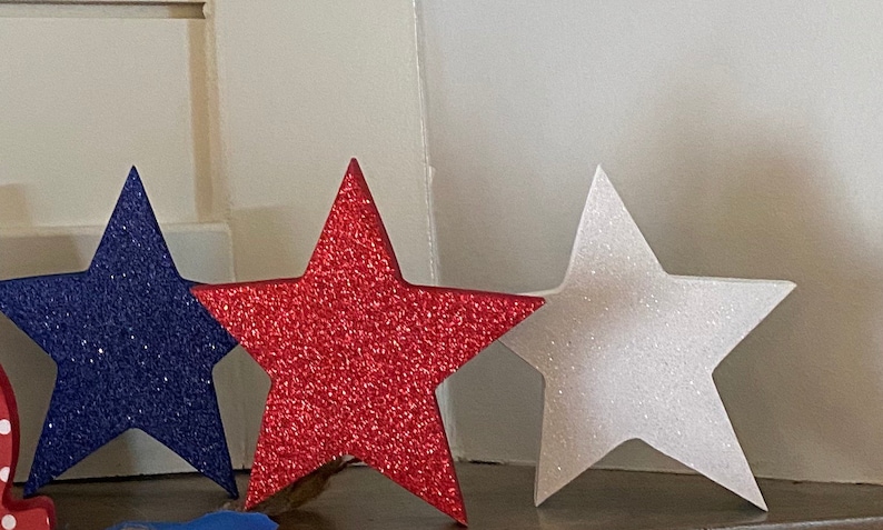 Glitter Wood Stars: Patriotic 4th of July Decor, Set of 3 bild 3