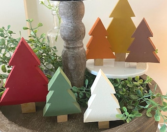 Painted Wood Christmas Tree Decor: Tiered Tray Holiday Accents