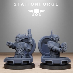 Comandanti di Carri Armati / Miniature in resina Station Forge 16k / 28 mm 32 mm per wargame da tavolo / Non dipinte immagine 10