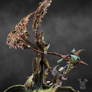 Morticia, die morbide Königin | 16k Resin-Miniaturen | 28 mm/32 mm Tabletop-Wargaming | Unbemalt Bild 3