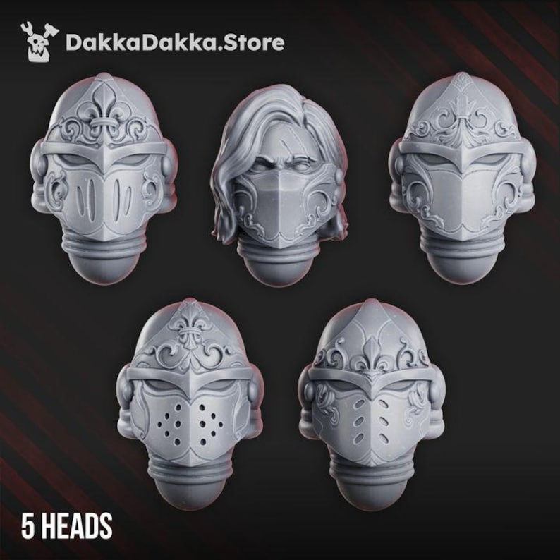 Puede incluir: Un conjunto de cinco cabezas en miniatura grises con detalles de filigrana, incluyendo cuatro cascos con motivos de flor de lis y una cabeza sin casco con cabello ondulado y una m&aacute;scara facial. El texto DakkaDakka.Store y 5 HEADS es visible.