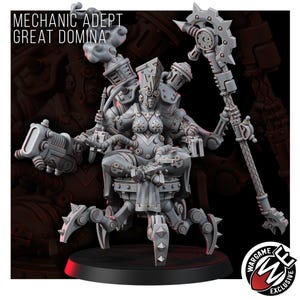 K&ouml;nnte beinhalten: Eine graue Harz-Miniaturfigur mit der Aufschrift Mechanic Adept Great Domina, die einen sitzenden Charakter mit kybernetischen Erweiterungen, mehreren mechanischen Gliedma&szlig;en, einer hohen Kopfbedeckung und einem Stab mit Zahnradspitze zeigt.