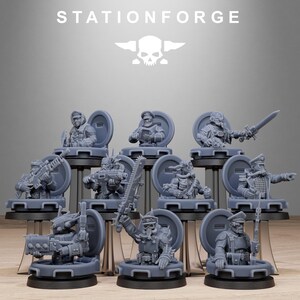 Comandanti di Carri Armati / Miniature in resina Station Forge 16k / 28 mm 32 mm per wargame da tavolo / Non dipinte immagine 2