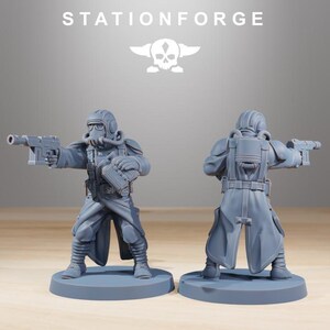 Grimguard Flame Tan | Station Forge 16k Figurines en résine | 28 mm 32 mm Jeux de figurines | Non peintes image 6