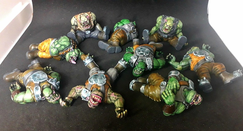 Ork corpses | 16k resin miniatures | 28mm 32mm tabletop wargaming | unpainted image 3