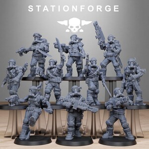 Grimguard Jungle Fighters 2 / Station Forge 16k Resin Miniatures / 28 mm 32 mm Tabletop Wargaming / Sin pintar imagen 2