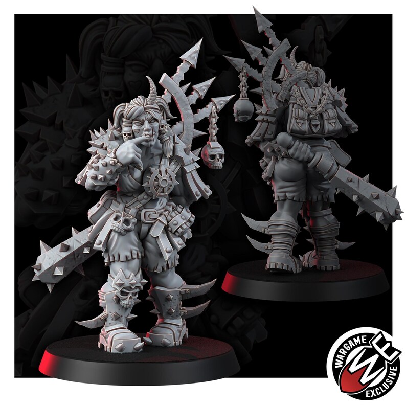 K&ouml;nnte beinhalten: Eine graue Miniaturfigur eines Kriegers mit einem einzelnen Horn, stacheliger Schulterpanzerung und einem mit Totenk&ouml;pfen verzierten G&uuml;rtel. Die Figur h&auml;lt eine stachelige Keule und tr&auml;gt einen Rucksack mit h&auml;ngenden Totenkopf-Anh&auml;ngern. Wargame Exclusive Logo.
