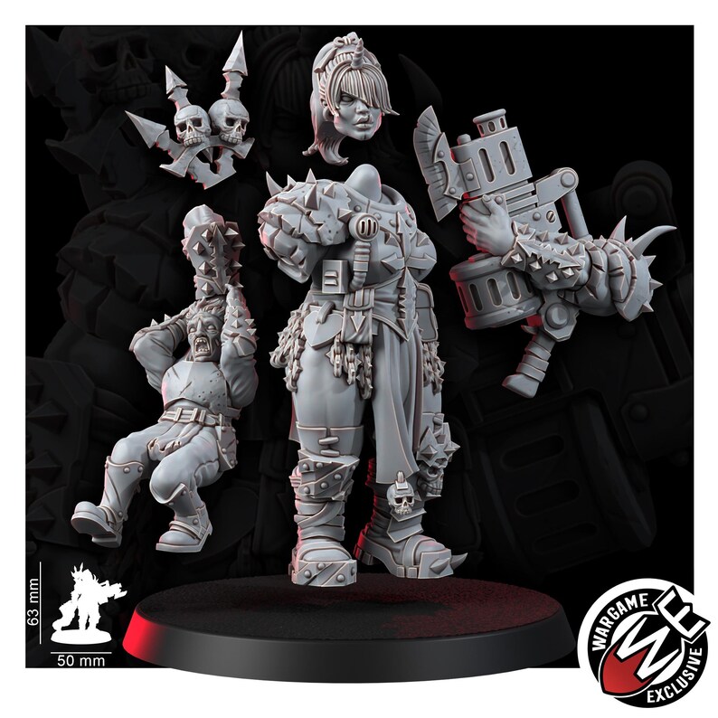 K&ouml;nnte beinhalten: Ein graues Resin-Miniaturen-Set mit einer zentralen gepanzerten Figur, einem separaten Kopf, einem Waffenarm und einer kleineren Figur. Das Set enth&auml;lt Totenkopfmotive und stachelige R&uuml;stungsdetails. Eine Skala zeigt eine H&ouml;he von 63 mm und eine Breite von 50 mm.