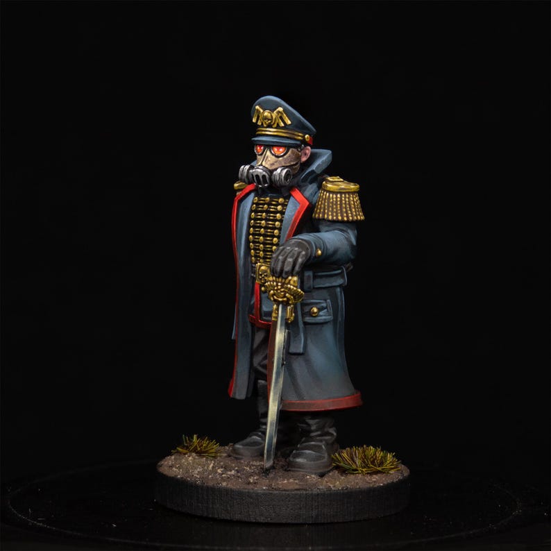 Officer | Station Forge 16k Resin Miniatures | 28mm 32mm Tabletop Wargaming | Unpainted image 4