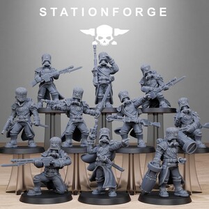 GRIM GUARD ROYALS | Station Forge 16k Resin Miniatures | 28mm 32mm Tabletop Wargaming | Unpainted image 2