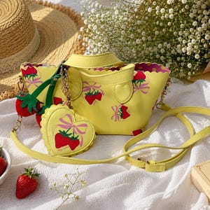 Juicy Couture Purse Yellow - Etsy display picture 1