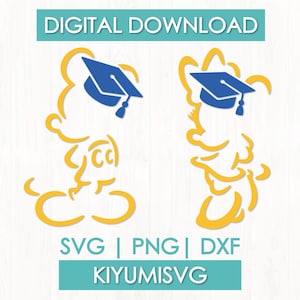 Puede incluir: Una descarga digital con dos siluetas amarillas de ratones de dibujos animados que llevan birretes azules. El texto dice DIGITAL DOWNLOAD, SVG | PNG | DXF y KIYUMISVG. El diseño se presenta sobre un fondo blanco.