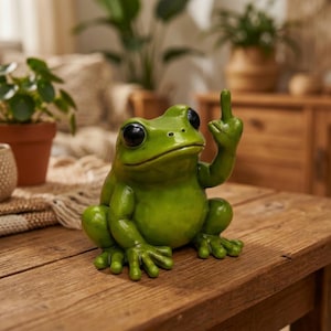 Figura de rana con el dedo medio, divertida decoración de escritorio con forma de rana, estatua de animal novedosa, lindo accesorio de oficina, decoración de estante original imagen 4