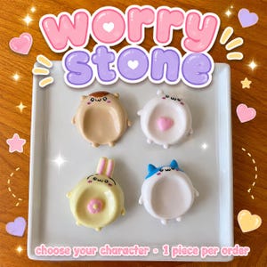 Kawaii Bear Worry Stone – Chiikawa Inspired Polymer Clay Fidget Toy – Handmade Anxiety Relief Gift