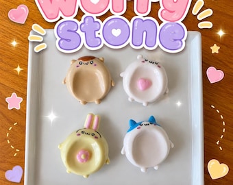 Kawaii Bear Worry Stone – Chiikawa Inspired Polymer Clay Fidget Toy – Handmade Anxiety Relief Gift