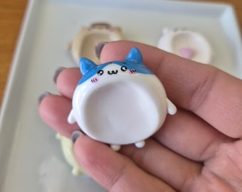 Hachiware Worry Stone – Handmade Polymer Clay Fidget Toy, Chiikawa Character Desk Decor