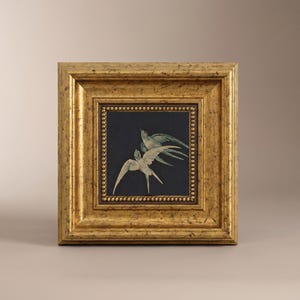 Vintage Gold Ornate Picture Frame with Bird Art Print, Square Wall Decor, Classic Nature Painting in Gilded Frame, Elegant Home Accent