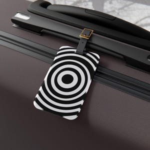 Etiqueta para equipaje Undercurrent Vibes, regalo ideal para viajeros, etiqueta única para maleta, accesorio de aeropuerto, imprescindible para las vacaciones, idea de regalo de Navidad.