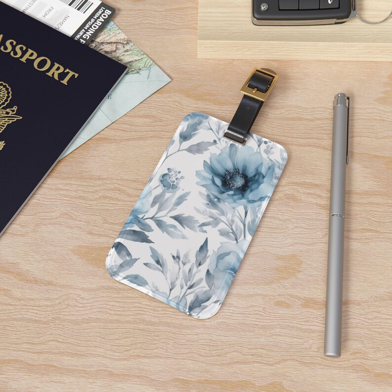 Etiqueta para equipaje con diseño de velo de flores congeladas, regalo ideal para viajeros, etiqueta única para maleta, accesorio de aeropuerto, artículos esenciales para vacaciones, regalo de Navidad. imagen 2