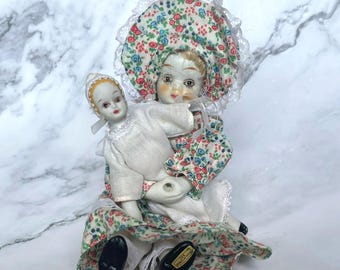 Vintage 1980s Taiwan Porcelain Mother & Baby Doll Floral Dress Bonnet 6"