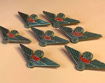 Vintage TWA Trans World Airlines Pilot Wings Pins Lot of 7 Stoffel Seal 2.5"