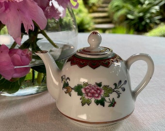 toy china floral teapot 3.25h x 4.5w made in China