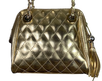 90's Quilted Gold Chain Shoulder Bag