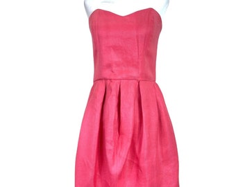 Vestido de cóctel rosa de los años 80