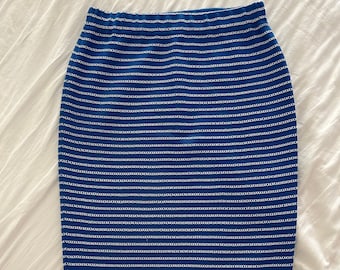 St. John Collection Knit Pencil Skirt 4