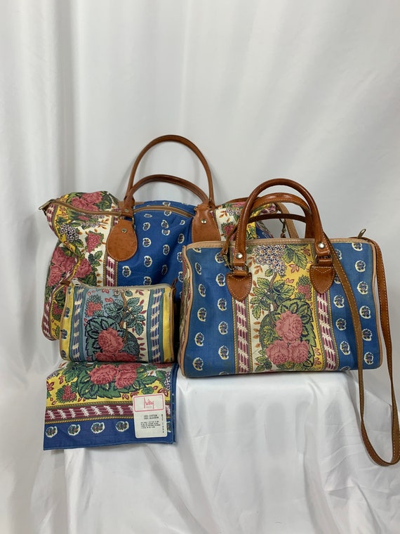 Vintage Floral Duffel Bag Set