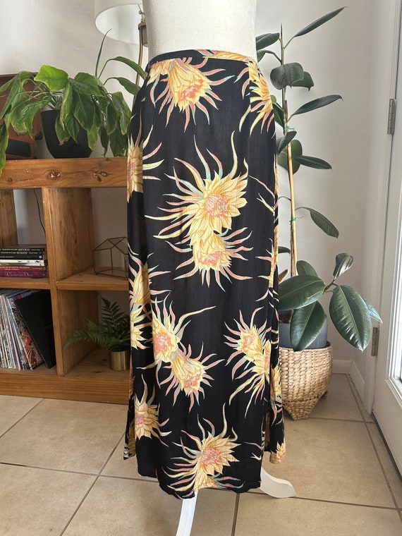 90’s Floral Print Rayon Maxi Skirt