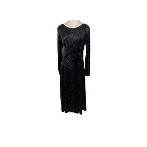 Robe vintage en velours noir sorcière à manches longues