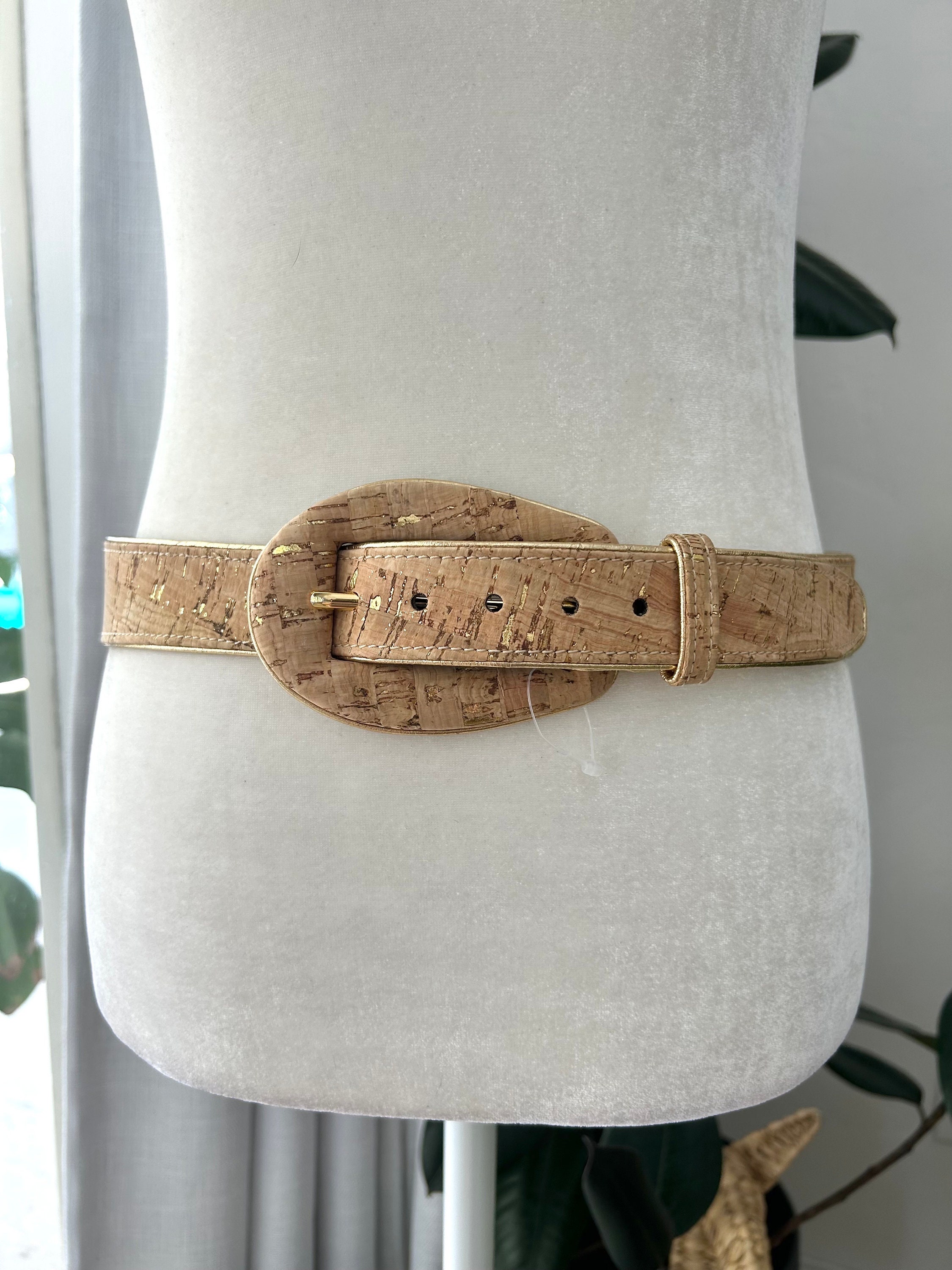 Oscar De Le Renta Cork & Leather Belt Oscar de la Renta Leather Buckle Belt in Cyan main image 3