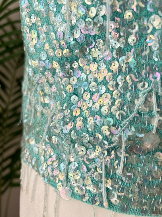 50's Blue Beaded Sequin Knit Shell - image 7