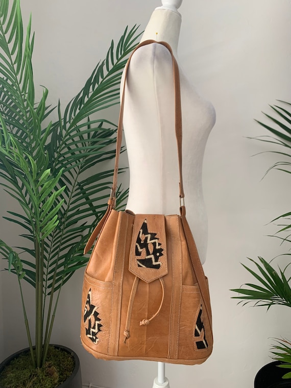 Leather Drawstring Shoulder Bag - image 1